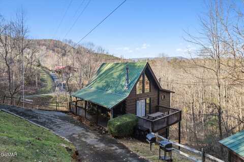3550 Olde Tyme Way, Sevierville, TN 37862