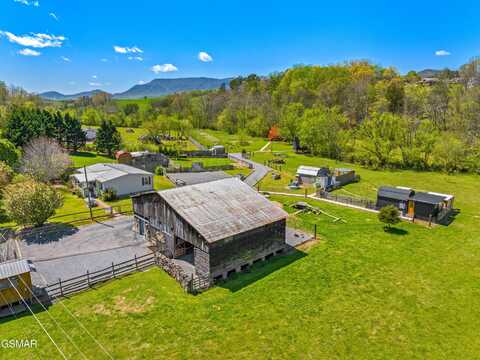 1541 Lower English Creek Road, Newport, TN 37821