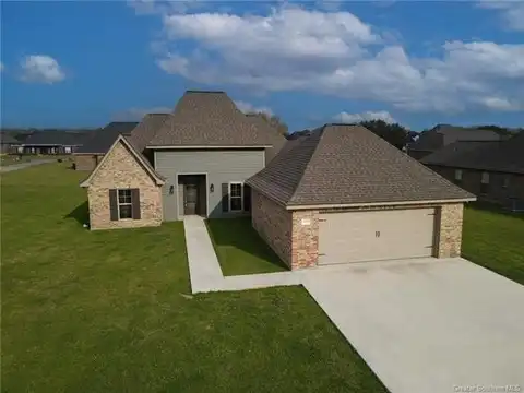 615 Walnut Street, Iowa, LA 70647