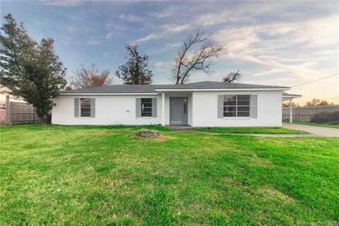 307 W Sale Road, Lake Charles, LA 70605