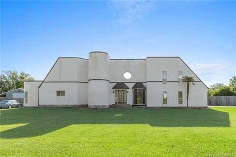 7105 Windmill Lane, Lake Charles, LA 70605