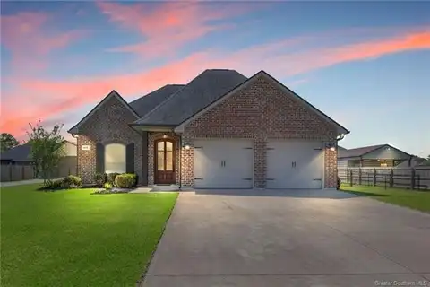 602 Woodland Street, Iowa, LA 70647