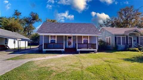 2107 Stanton Street, Lake Charles, LA 70601