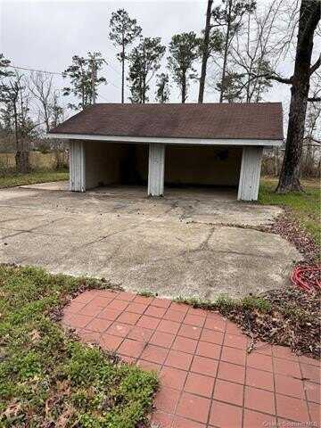 800 W 4th Street, DeQuincy, LA 70633