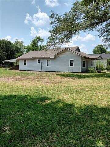 910 6th Avenue, Lake Charles, LA 70601