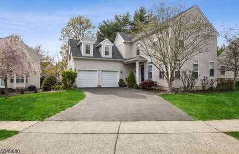 13 Honeyman Rd, Bernardsville, NJ 07920