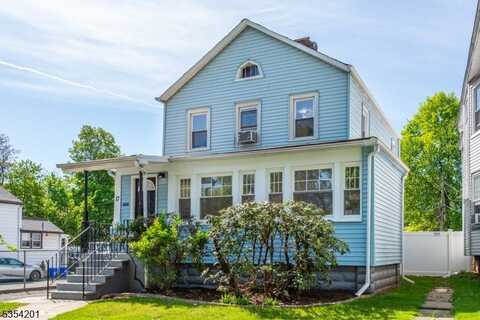 17 Dodd St, East Orange, NJ 07017