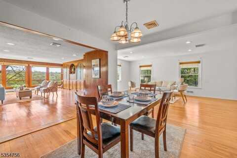 17 Parson Dr, West Orange, NJ 07052
