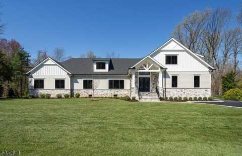 28 Old Forge Dr, Warren, NJ 07059
