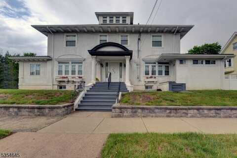 323 18Th Ave, Paterson, NJ 07504