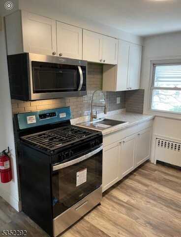 504 Grace Ave, Garfield, NJ 07026