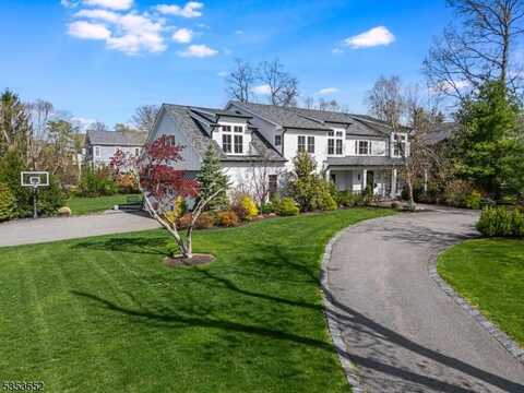 26 Coventry Rd, Livingston, NJ 07039