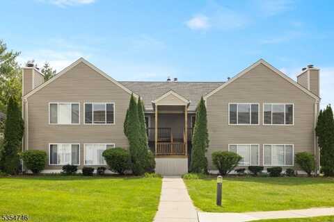 66 Falcon Ridge Way N, Hamburg, NJ 07419