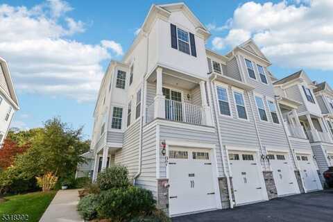 97 Sequoia Dr, Cedar Grove, NJ 07009