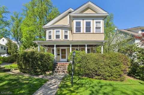 103 Cypress St, Millburn, NJ 07041