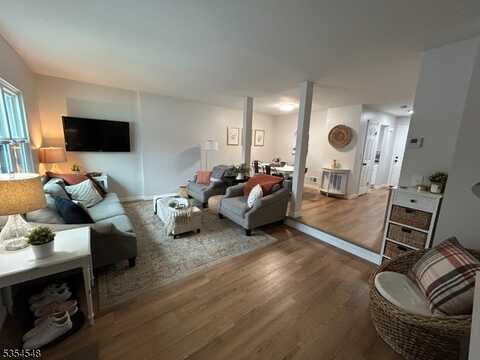 149 Riva Dr, Mansfield, NJ 07840