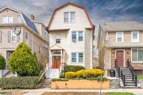 136 Baldwin St, Bloomfield, NJ 07003