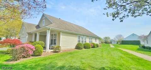 10 Weybourne Ln, White Twp., NJ 07823