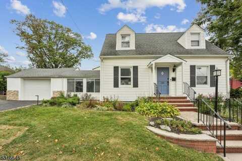135 Midland Blvd, Maplewood, NJ 07040