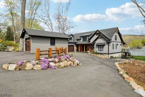 259 Cupsaw Dr, Ringwood, NJ 07456