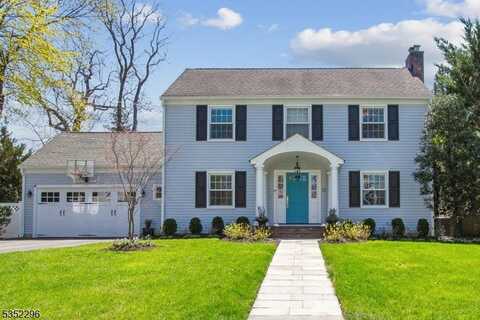 12 Beekman Rd, Summit, NJ 07901