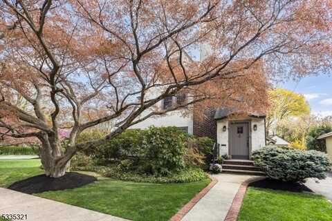 317 Valley Rd, Montclair, NJ 07042