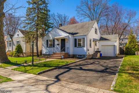 132 S Maple Ave, Springfield, NJ 07081