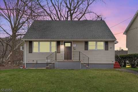 205 Midland Ave, Pompton Lakes, NJ 07442