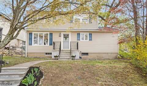 582 Dell Rd, Roxbury Township, NJ 07850