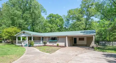 424 Morningside Drive, Starkville, MS 39759