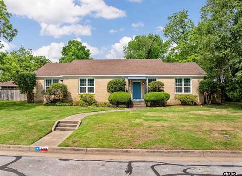 1413 Augusta Ave., Tyler, TX 75701