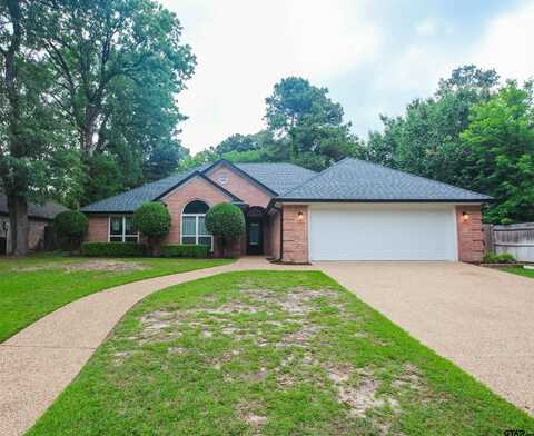 3316 Oak Village Dr, Tyler, TX 75707