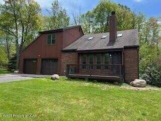 7 Longmeadow Lane, Mountain Top, PA 18707