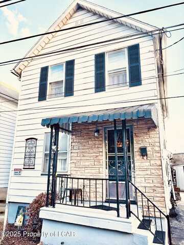 11 Weir Lane, Beach Haven, PA 18705