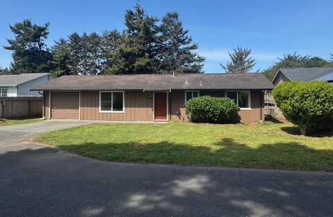 2440 Thiel Avenue, McKinleyville, CA 95519