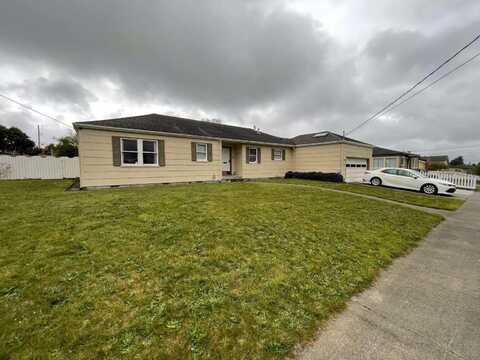 4172 F Street, Eureka, CA 95503