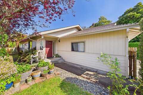 3339 D Street, Eureka, CA 95503
