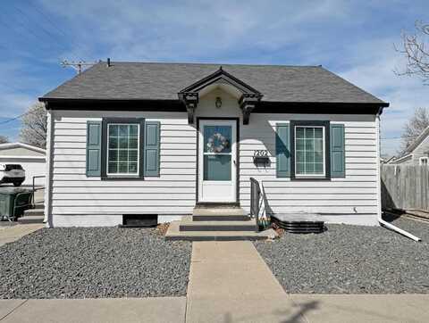 1202 Washington St, Ellis, KS 67637