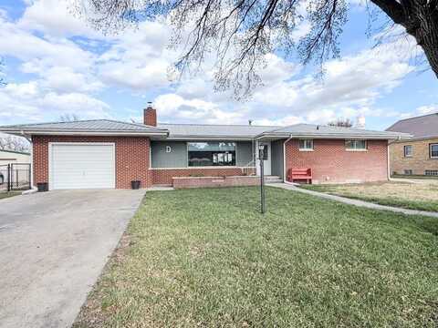 312 Grant St., Quinter, KS 67752
