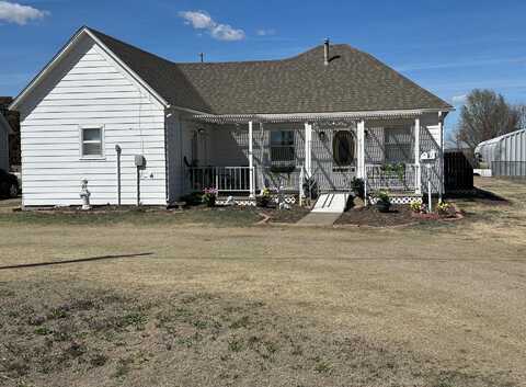 314 W State, Rush Center, KS 67575