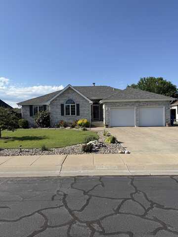 1305 W 42nd, Hays, KS 67601