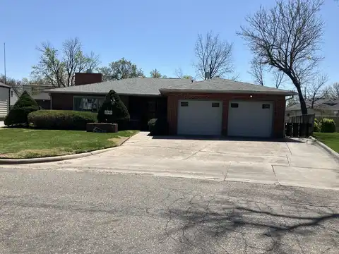 2545 Russell Pkwy, Great Bend, KS 67530