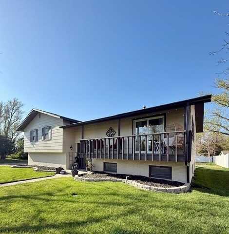1028 W 5th St, Larned, KS 67550