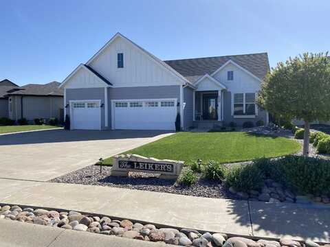 4108 Kings Gate, Hays, KS 67601