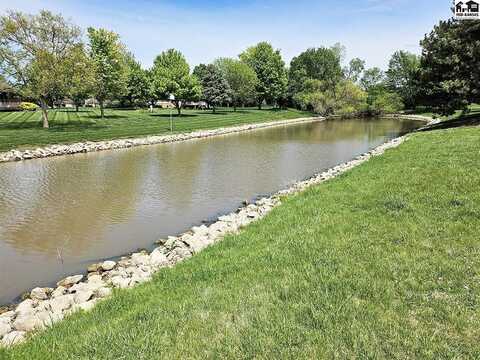 800 Mallard Dr, McPherson, KS 67460
