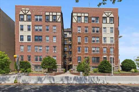 7435 BLVD EAST, North Bergen, NJ 07047