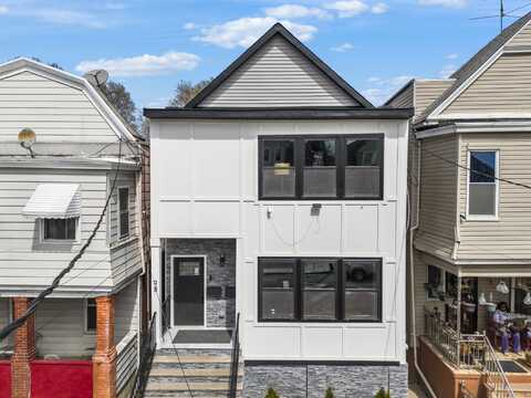 98 CLAREMONT AVE, JC, Bergen-Lafayett, NJ 07305