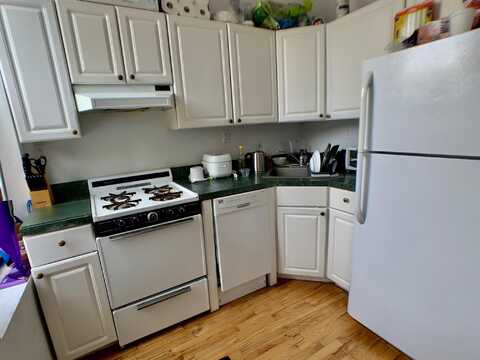 912 WASHINGTON ST, Hoboken, NJ 07030