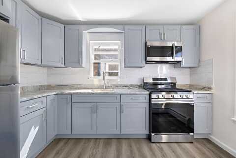 35 W 23RD ST, Bayonne, NJ 07002