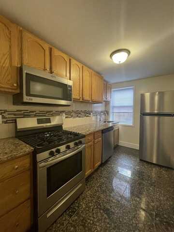 204 CHRISTOPHER COLUMBUS DR, JC, Downtown, NJ 07302